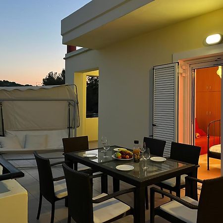 Souda Bay View With Private Pool Near Chania City المظهر الخارجي الصورة